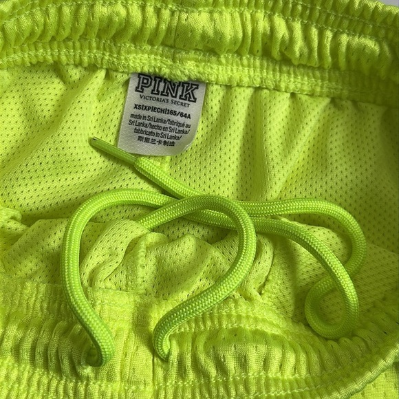 PINK Victoria’s Secret Neon Yellow Shorts Womens Size XSmall Sporty Loose Comfy - Picture 5 of 10